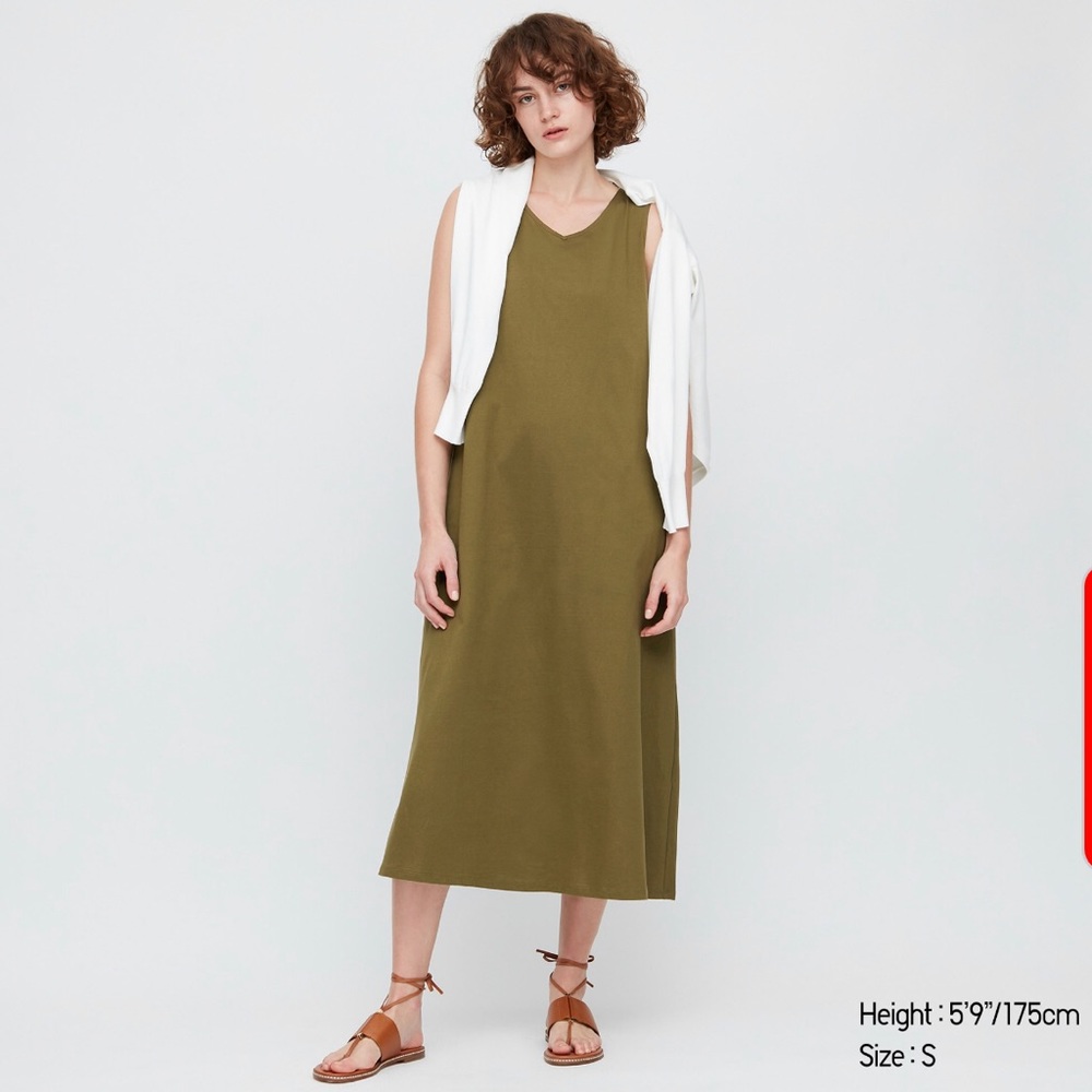 UNIQLO t shirt dress with pockets